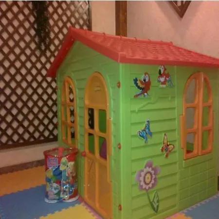 Penzion Central בית הארחה 3*